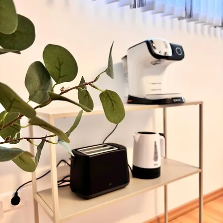 Flower House - Souterrain With Garden * Molbling