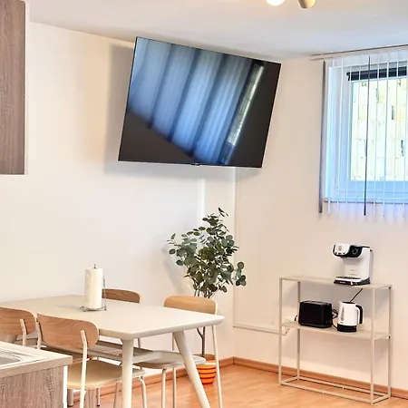 Flower House - Souterrain With Garden *