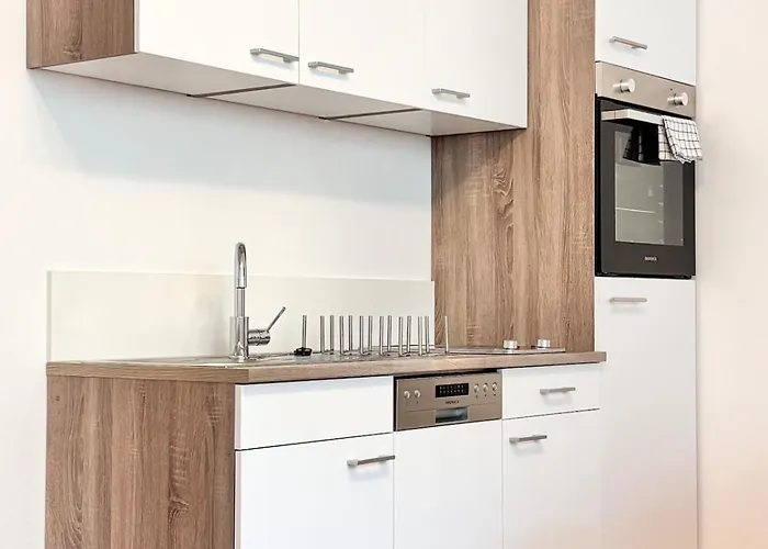 Flower House - Souterrain With Garden